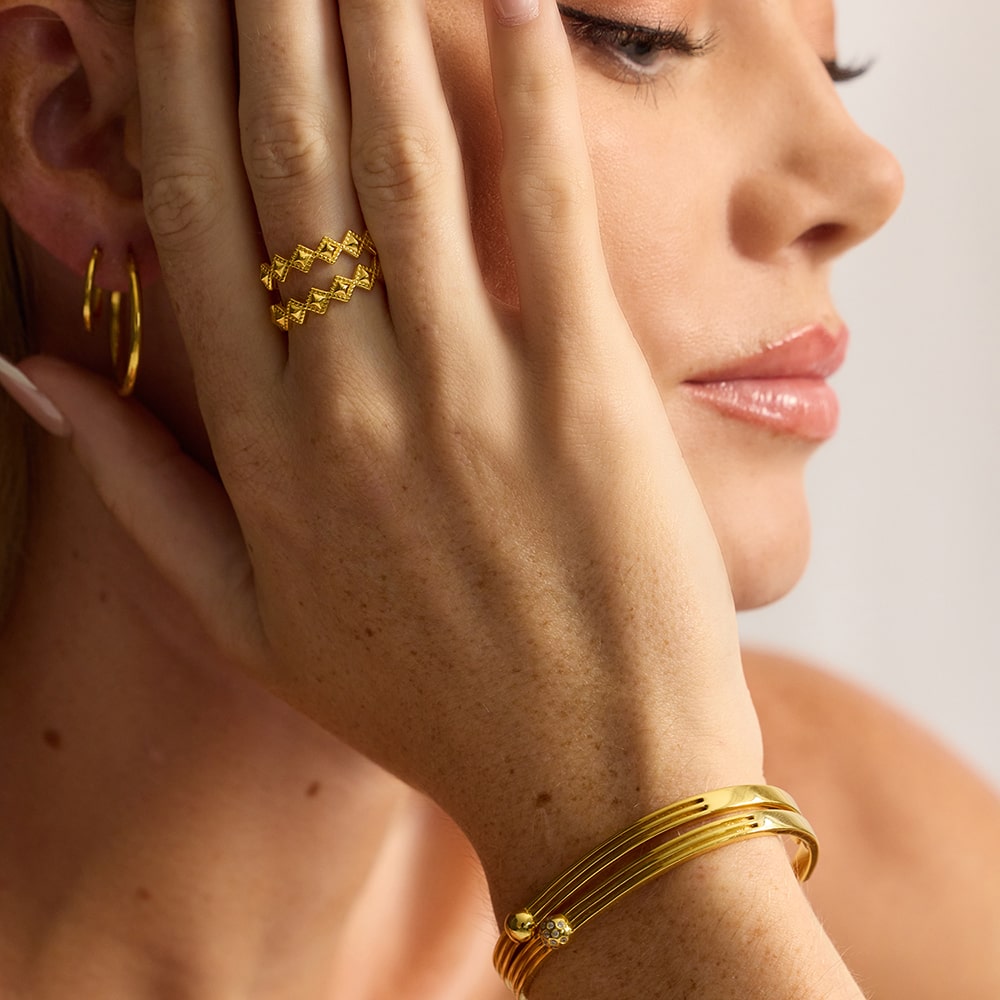 Tellus Gold Stacking Ring (adjustable) - Amadeus