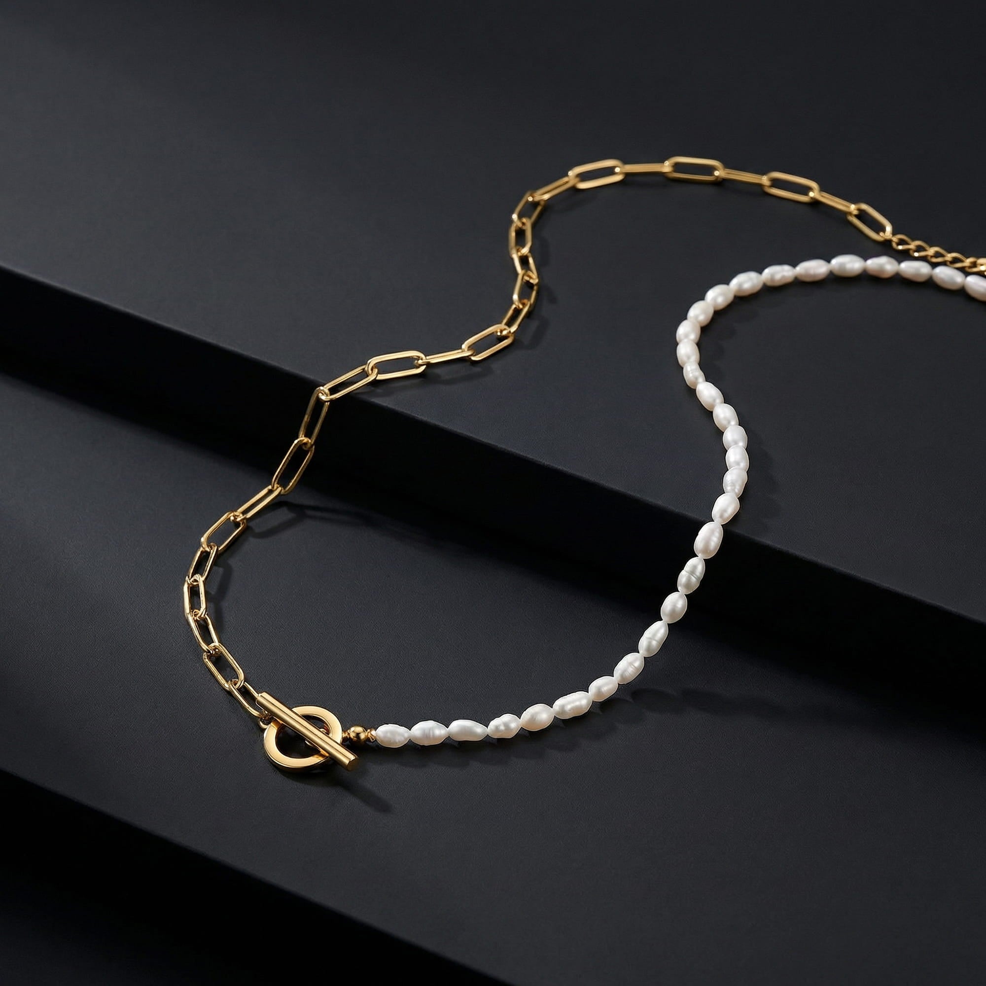 Alba Mixed White Pearl and Gold Chain Necklace - Amadeus