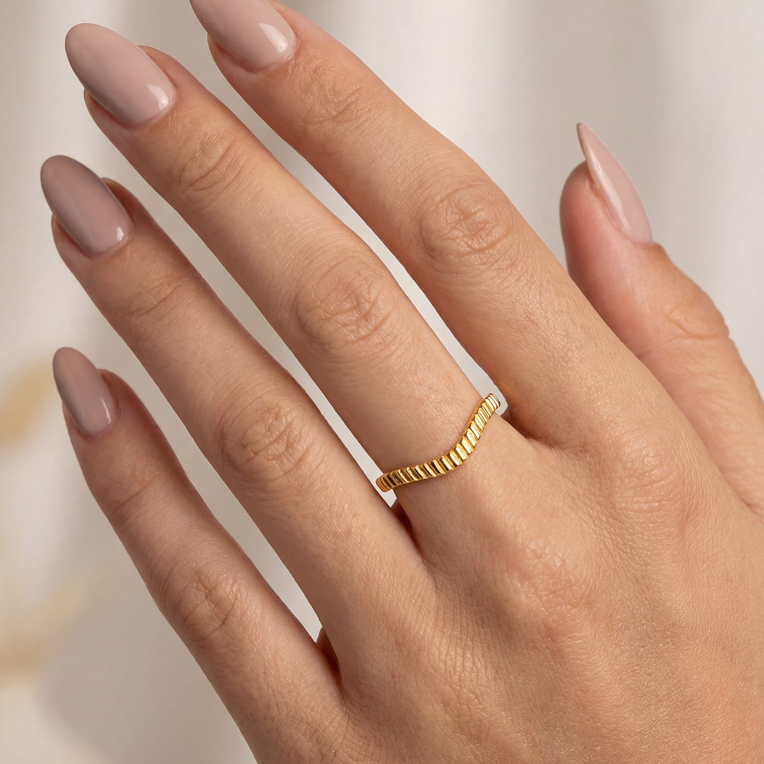 Bloom Gold Stacking Ring (adjustable) - Amadeus