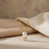 Daphne Gold Necklace With Pearl Carabiner Lock and Pearl Pendant - Amadeus