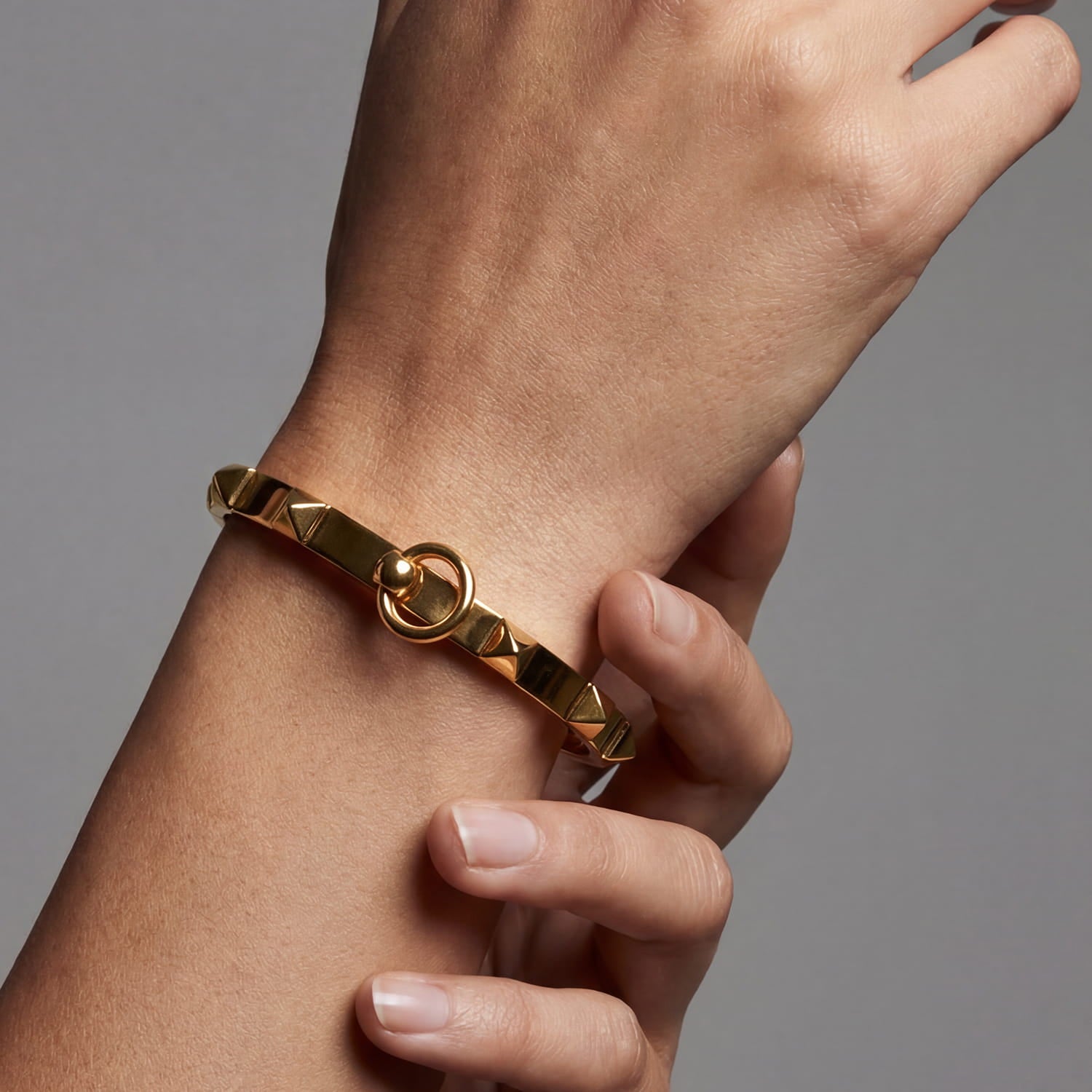 Pyramid Stud Bangle - Amadeus