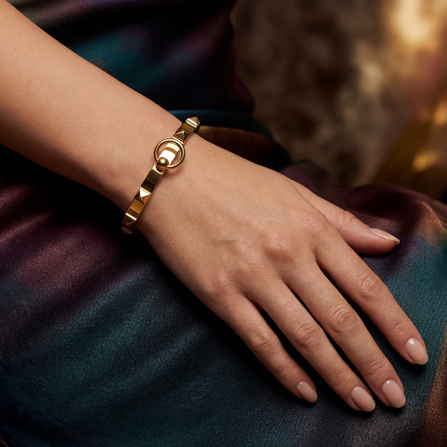 Pyramid Stud Bangle - Amadeus