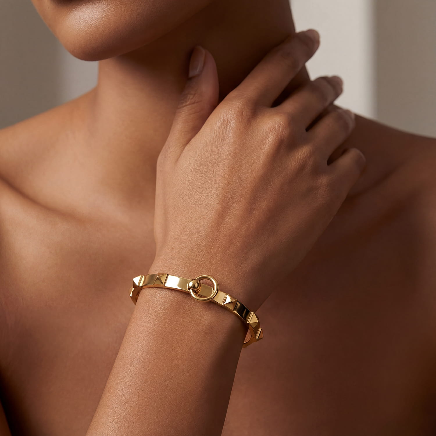 Pyramid Stud Bangle - Amadeus